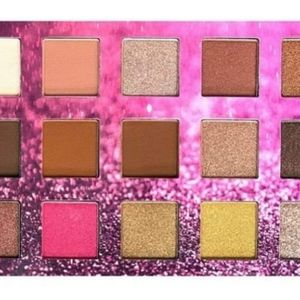 BLACK & WHITE COSMETICS REBORN EYESHADOW PALETTE
